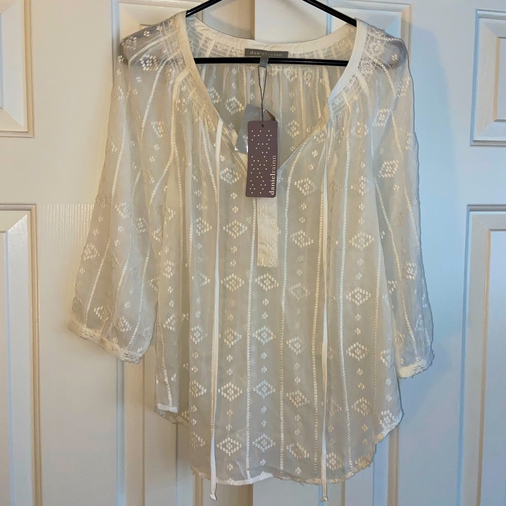 Daniel Rainn blouse